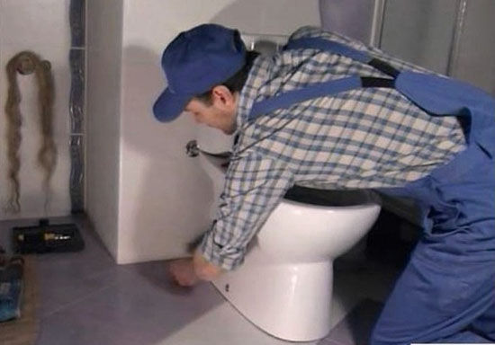 установка унитаза