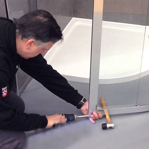 Монтаж стоек и направляющих