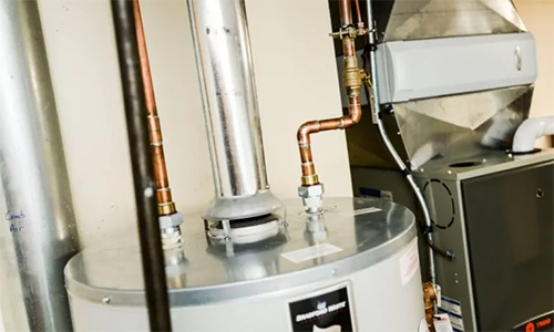 Резервуар для воды нуждается в очистке Резервуар для воды нуждается в очистке