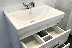 Comforty Тумба с раковиной Никосия 60П подвесная дуб белый – фотография-3