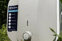 Electrolux Водонагреватель накопительный EWH 15 Q-Bic U – фотография-3