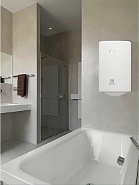 Electrolux Водонагреватель EWH 80 Quantum Pro – фотография-5