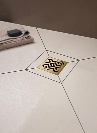 BERGES Wasserhaus Душевой трап Zentrum Antik 150 092365 золото глянец – фотография-3