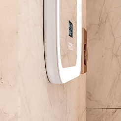 Continent Зеркало Glamour Led 700x900 с музыкальным блоком – фотография-9