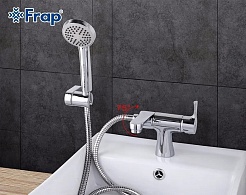 Frap Смеситель для раковины F1252 хром с гигиеническим душем – фотография-3