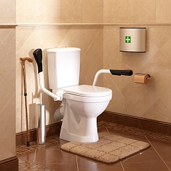 Оскольская керамика Унитаз-компакт Персона Премиум с двойным поручнем для инвалидов – фотография-3