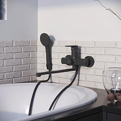 Aringa Смеситель для ванны и душа Рейн AR02003BL универсальный черный – фотография-3